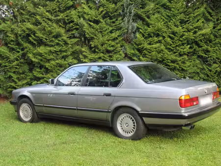 BMW Série 7 750i