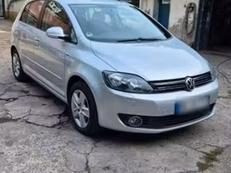 Volkswagen Golf 2.0 TDI 140
