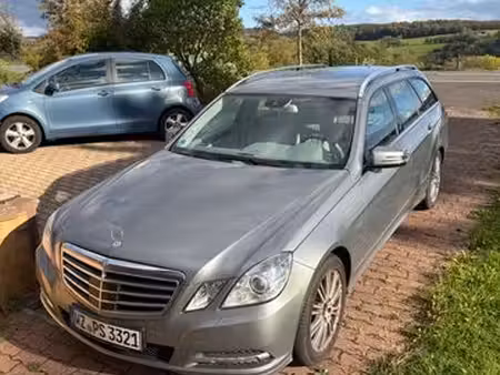 Mercedes-Benz Classe E E 350 V6 3.0 CDI 265 4Matic