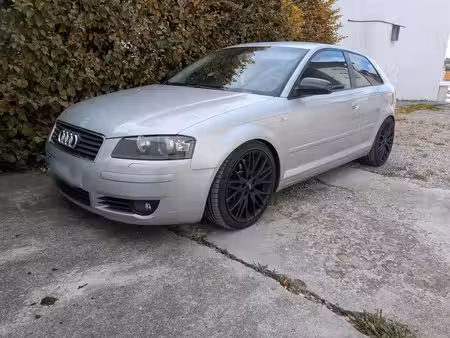 Audi A3 V6 3.2 250 quattro