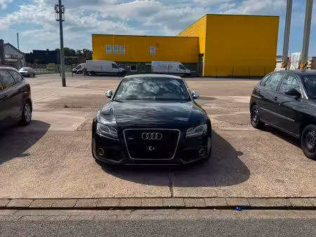Audi A5 S5 V8 4.2 FSI 354 quattro