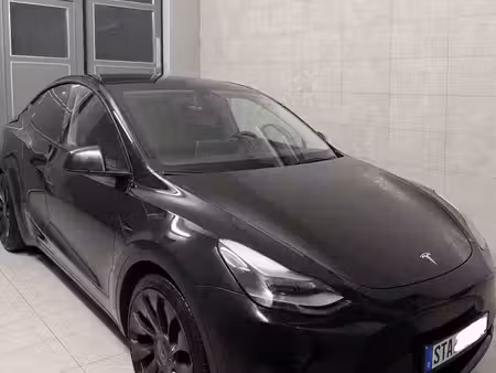 Tesla Model Y Performance 4x4