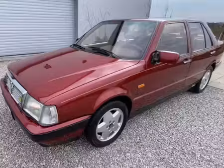Lancia Thema V8 3.2