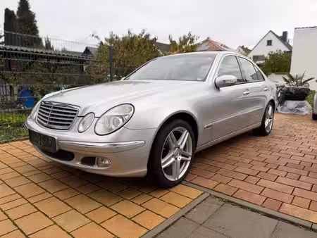 Mercedes-Benz Classe E E 240 V6 2.6 177 Classic