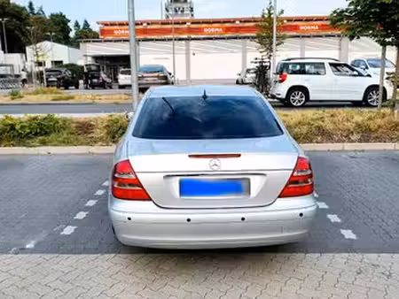 Mercedes-Benz Classe E E 200