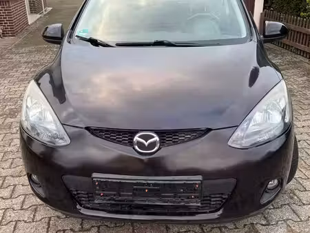 Mazda Mazda2 75