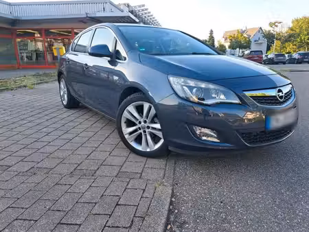Opel Astra 
