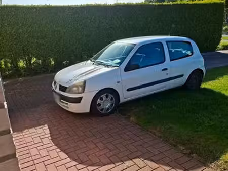 Renault Clio 1.2 75
