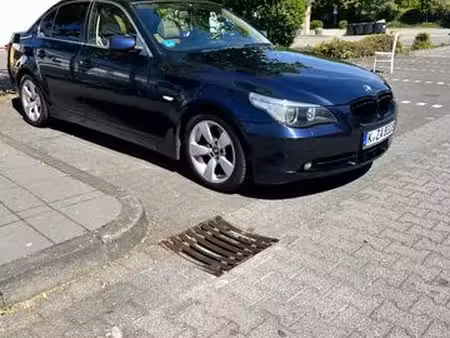 BMW Série 5 530d 3.0 218