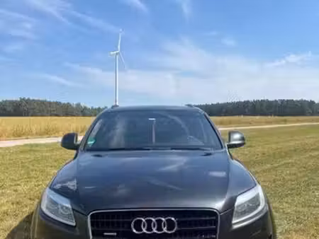 Audi Q7 V6 3.0 S line quattro