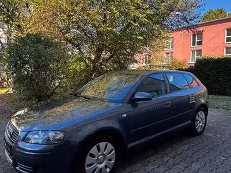 Audi A3 1.6 102