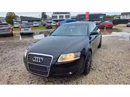 Audi A6 V6 2.4 177