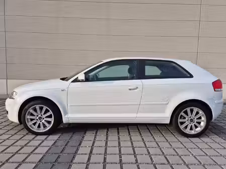 Audi A3 1.6 102 Attraction