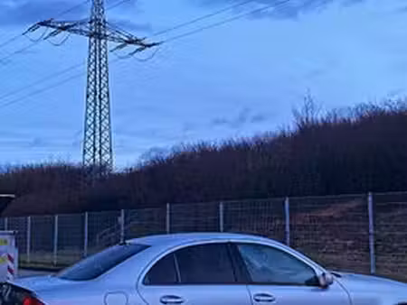 Mercedes-Benz Classe E E 220 2.1 150