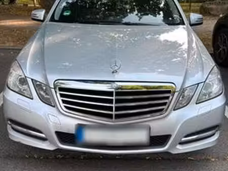 Mercedes-Benz Classe E E 220 2.1 CDI 170