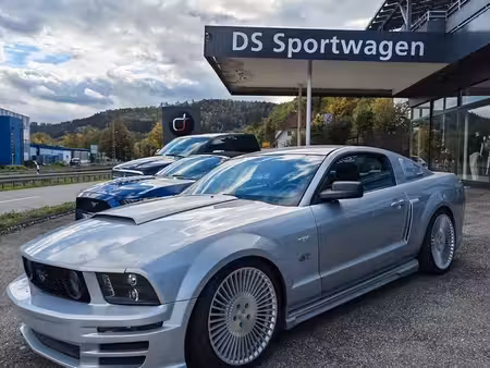Ford Mustang V8 4.6
