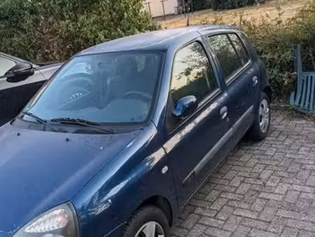 Renault Clio 1.2 75
