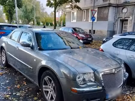 Chrysler 300C V6 3.0 218 C