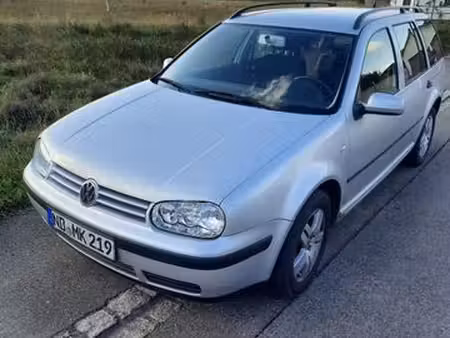 Volkswagen Golf 1.6 105