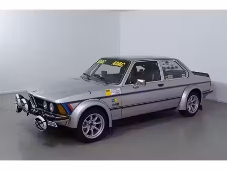 BMW Série 3 323i