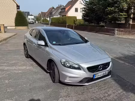 Volvo V40 D3 2.0 150 R Design