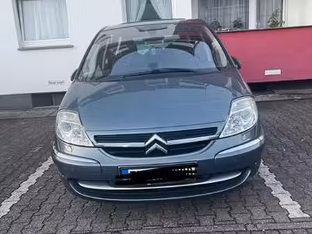 Citroën C8