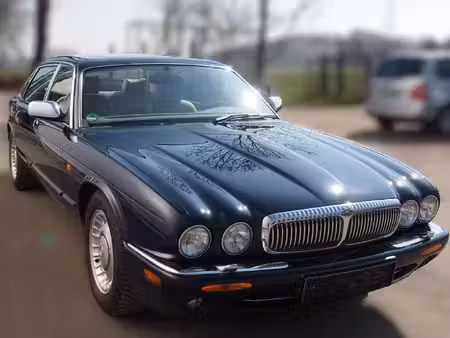 Daimler XJ V8 4.0