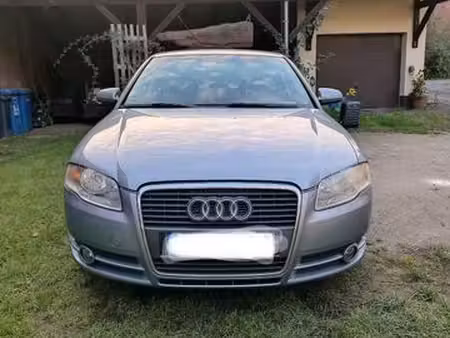 Audi A4 2.0 FSI 150