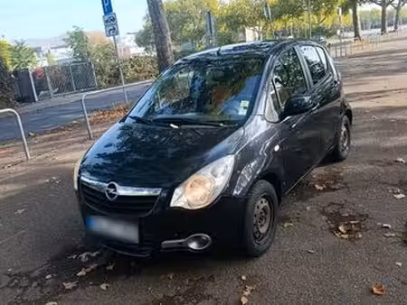 Opel Agila 