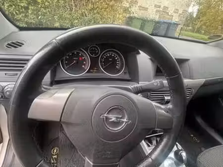 Opel Astra 75