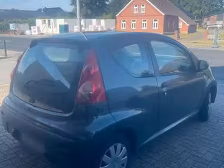Peugeot 107 1.0 VTi 68