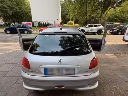 Peugeot 206 1.4 75