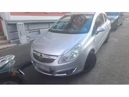 Opel Corsa 1.2 80
