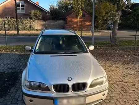 BMW Série 3 316i 1.8 115