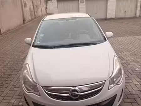 Opel Corsa 1.4 100 Cosmo