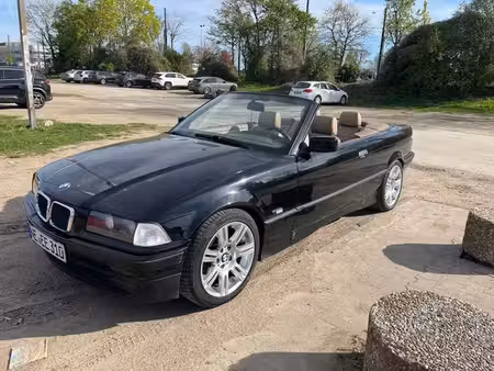 BMW Série 3 318i 1.8