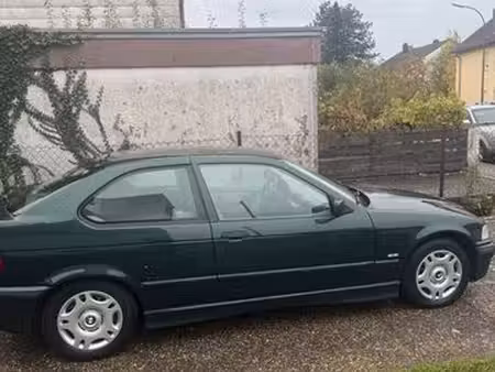 BMW Série 3 361i 1.9 105