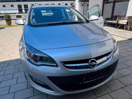Opel Astra 2.0 165 Cosmo