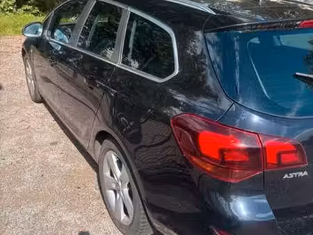 Opel Astra 1.4 140