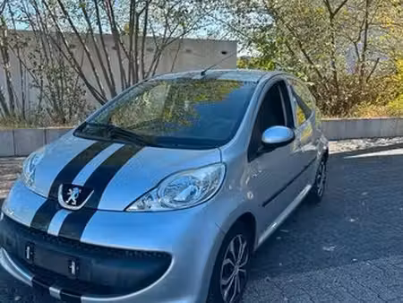 Peugeot 107 1.0 VTi 68