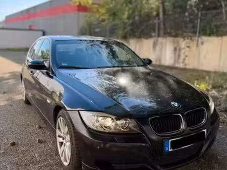 BMW Série 3 330d 3.0 231