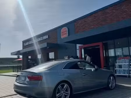 Audi A5 V6 2.7 TDI 190