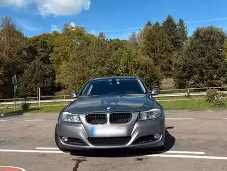 BMW Série 3 320i 170
