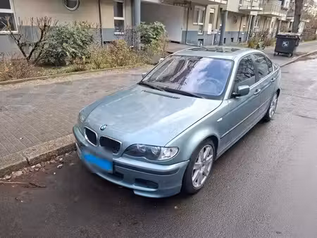 BMW Série 3 330i 170