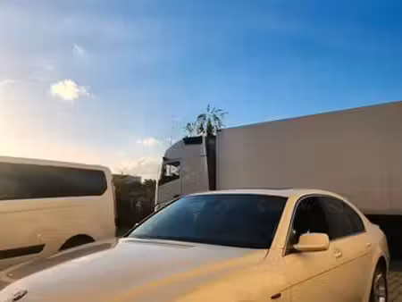 BMW Série 7 740i 4.0 306