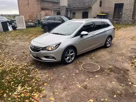 Opel Astra 1.0 105