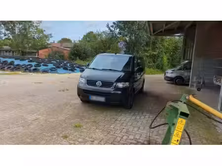 Volkswagen Transporter T5 2.5 TDI 174