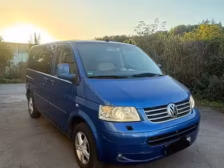 Volkswagen Transporter T5 2.5 TDI 174 Highline