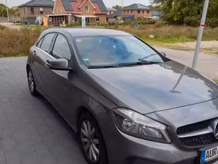 Mercedes-Benz Classe A A 180 1.5 109