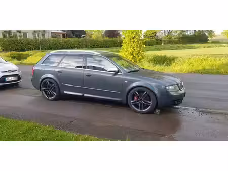 Audi A4 S4 V8 4.2 344 quattro